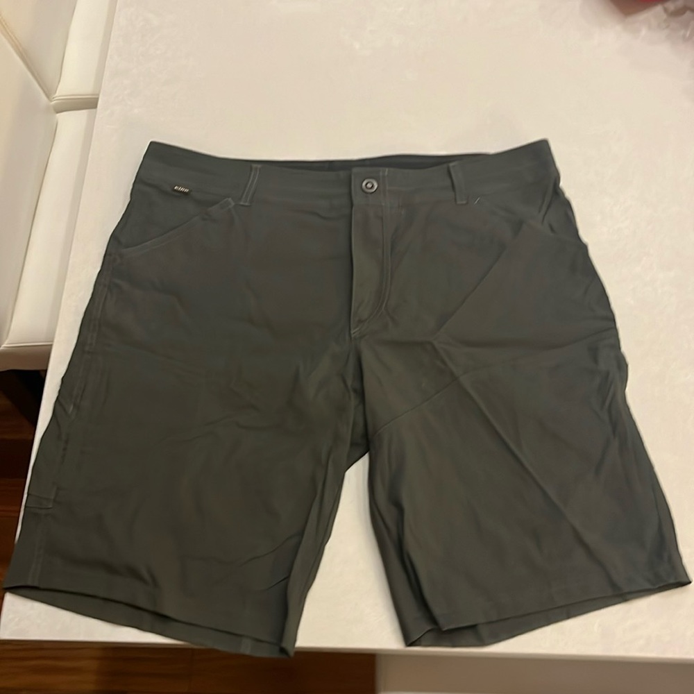 Army Green Kuhl Renegade shorts.  38 inch waist and 10 inch inseam.